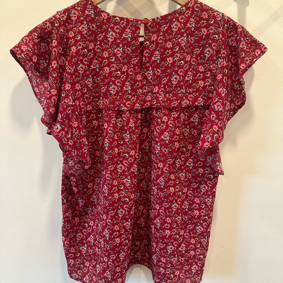 NWOT Monteau Floral Blouse ~ Red/Pink ~ Flutter Sleeves - Picture 7 of 8